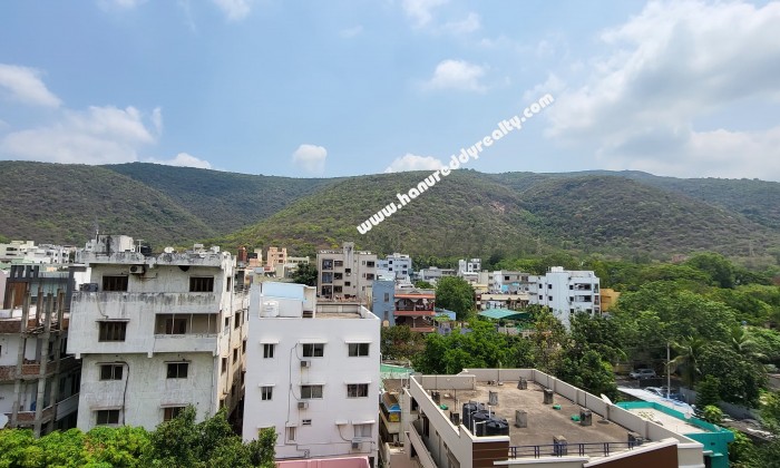 3 BHK Flat for Rent in Muralinagar